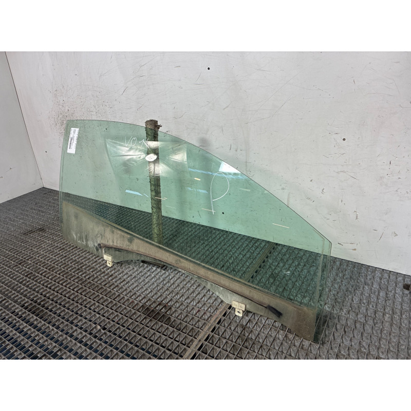 Vitre avant droit RENAULT MEGANE 3 Photo n°3