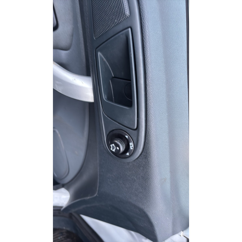 Serrure avant gauche FORD FIESTA 6 Photo n°15