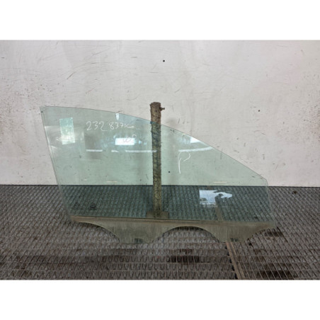 Vitre avant droit KIA CEE-D 1