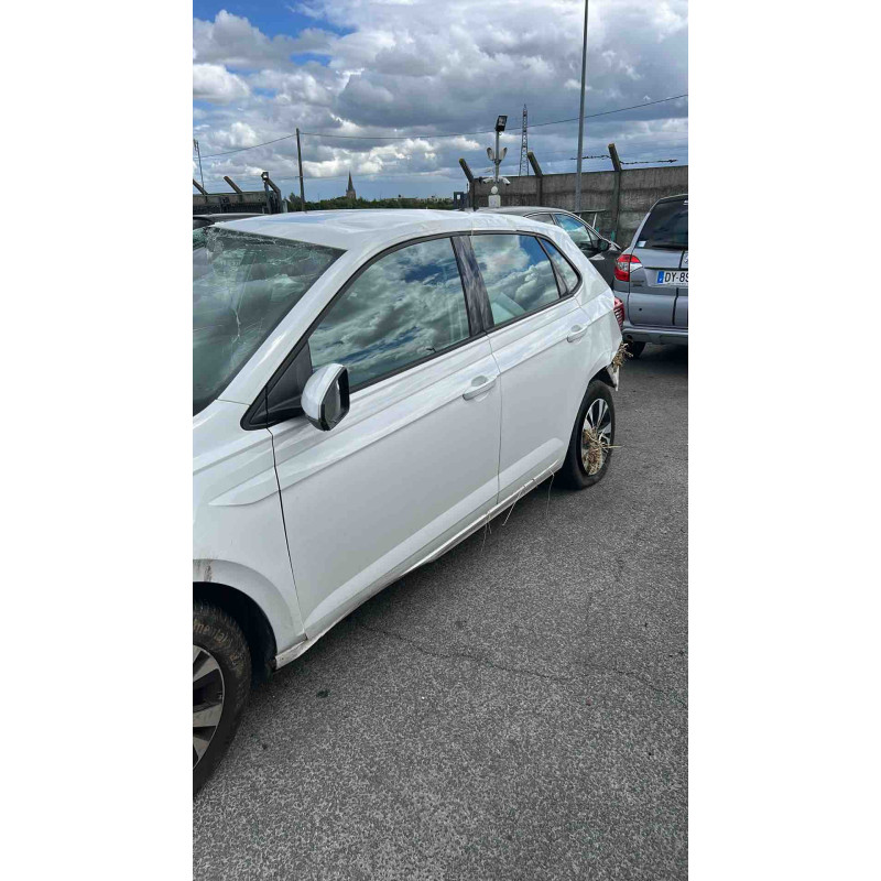 Vitre arriere droit VOLKSWAGEN POLO 6 Photo n°7