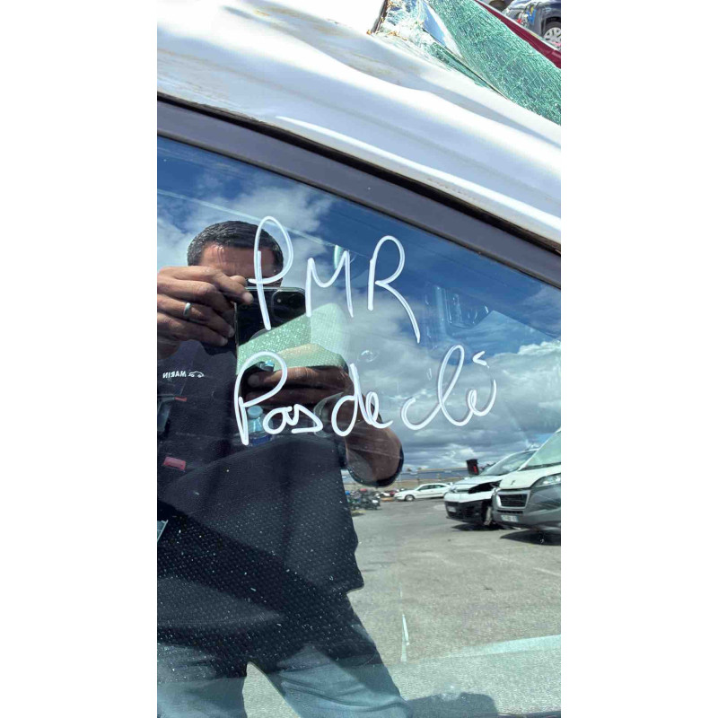 Vitre arriere droit VOLKSWAGEN POLO 6 Photo n°15