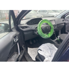 Pompe à carburant PEUGEOT 208 1