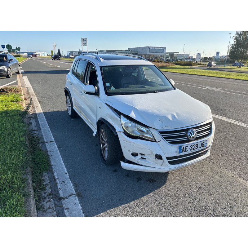 VOLKSWAGEN TIGUAN 1 PHASE 1 2.0 TDI - 16V TURBO 4 MOTION 4X4 Photo n°3