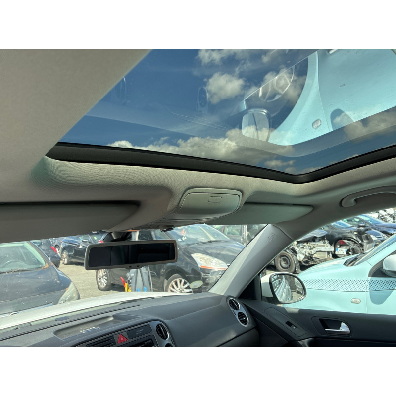 VOLKSWAGEN TIGUAN 1 PHASE 1 2.0 TDI - 16V TURBO 4 MOTION 4X4 Photo n°11