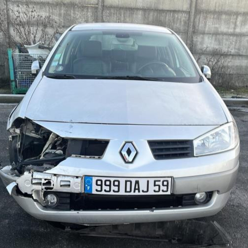 Feu arriere principal droit (feux) RENAULT MEGANE 2 Photo n°6