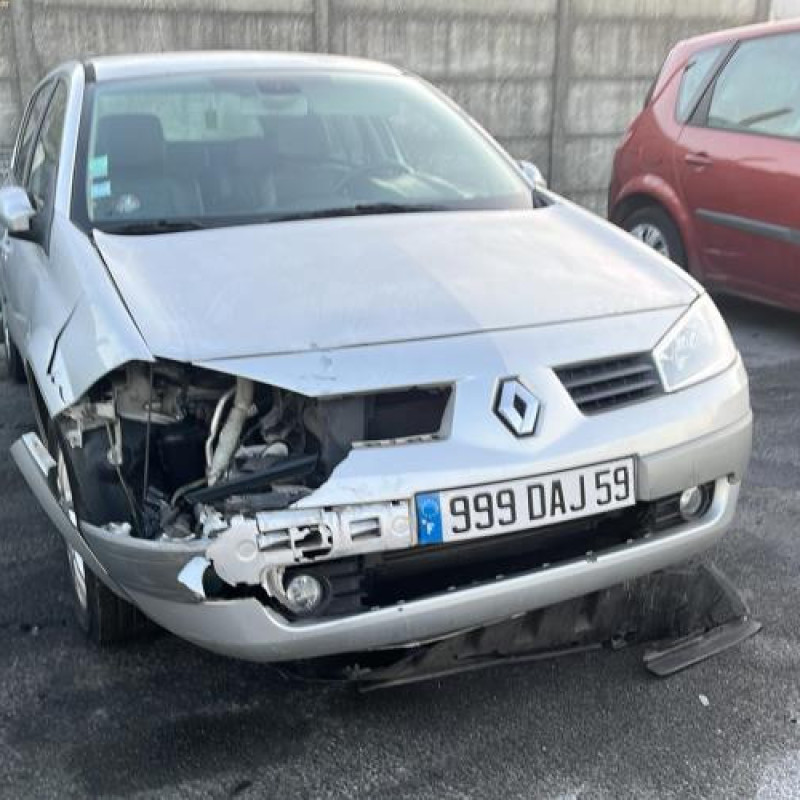 Feu arriere principal droit (feux) RENAULT MEGANE 2 Photo n°8