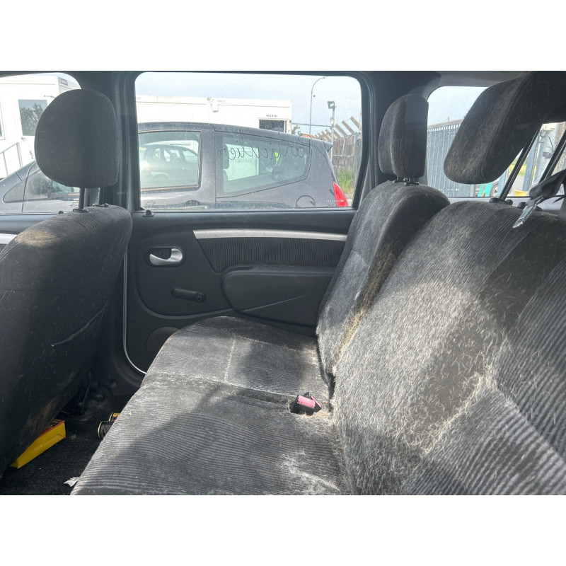 DACIA LOGAN MCV 1 PHASE 1 BREAK 1.5 DCI - 8V TURBO Photo n°4