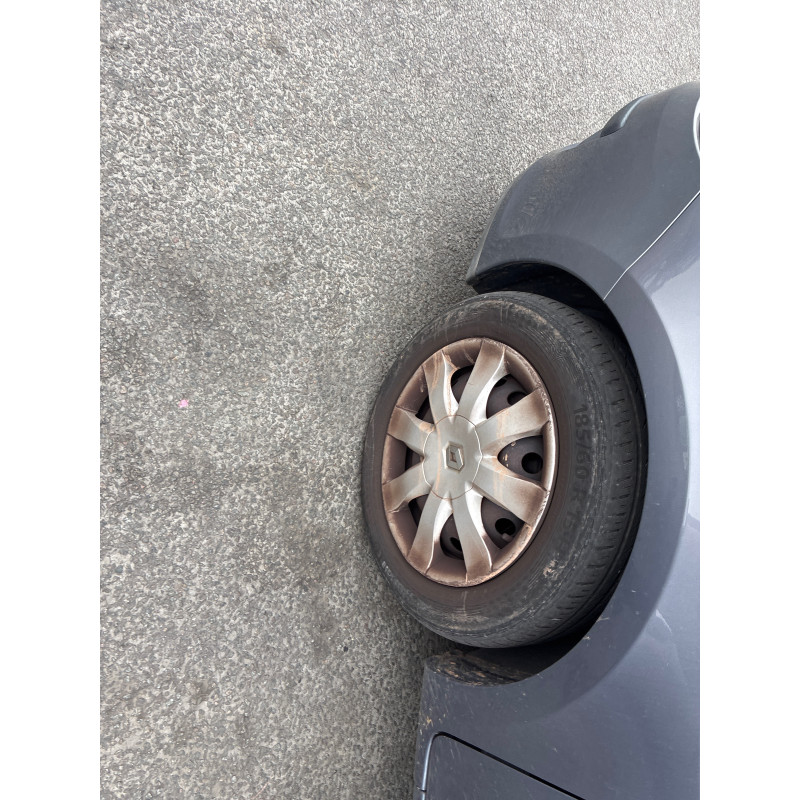 RENAULT CLIO 3 PHASE 1 1.5 DCI - 8V TURBO Photo n°23