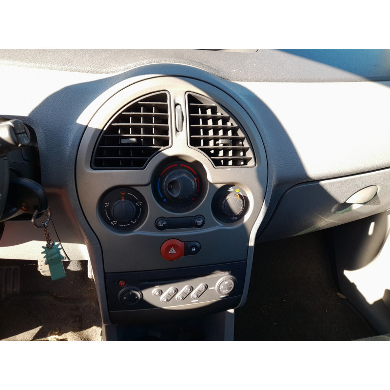 RENAULT GRAND MODUS PHASE 2 1.2i - 16V TURBO Photo n°9