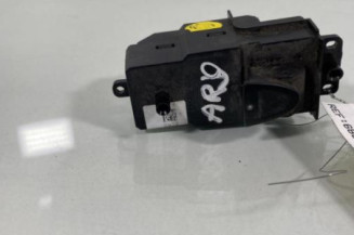 Interrupteur de leve vitre arriere droit HONDA CIVIC 8 Photo n°1