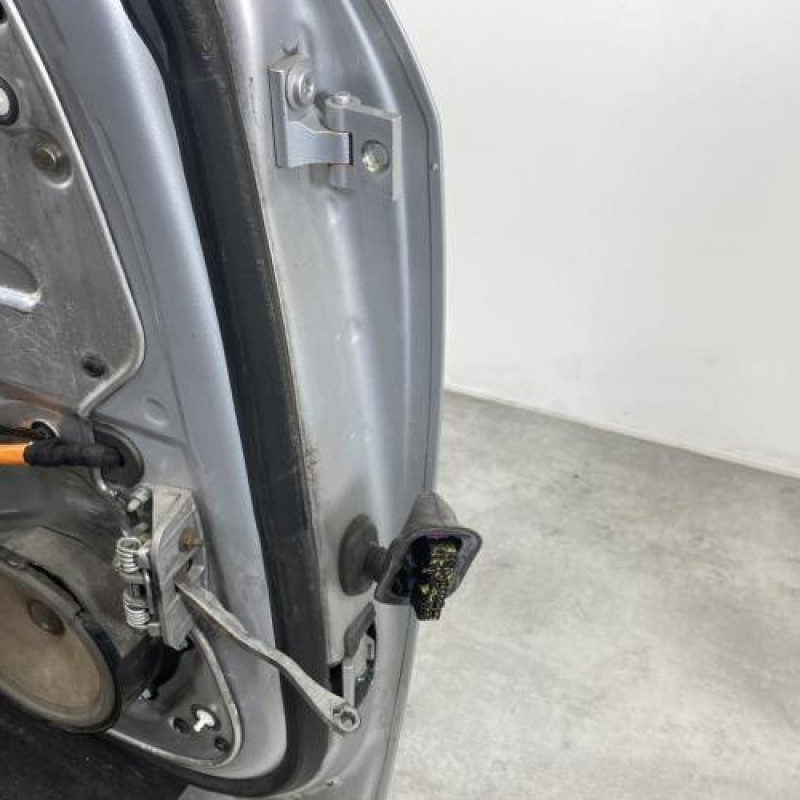 Porte avant gauche AUDI A2 Photo n°6