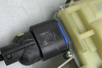 Serrure avant droit VOLKSWAGEN POLO 4