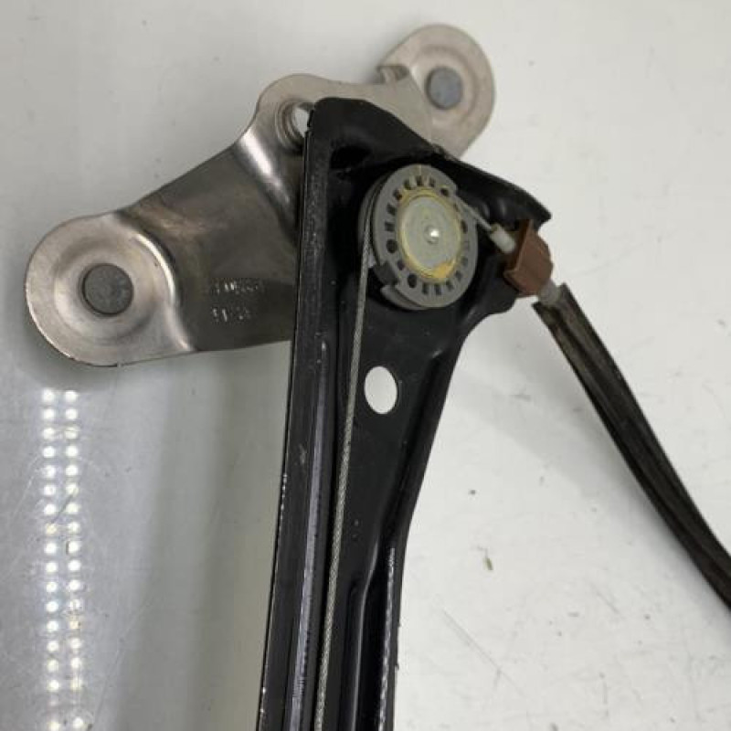 Leve vitre electrique avant droit VOLKSWAGEN GOLF 7 Photo n°4