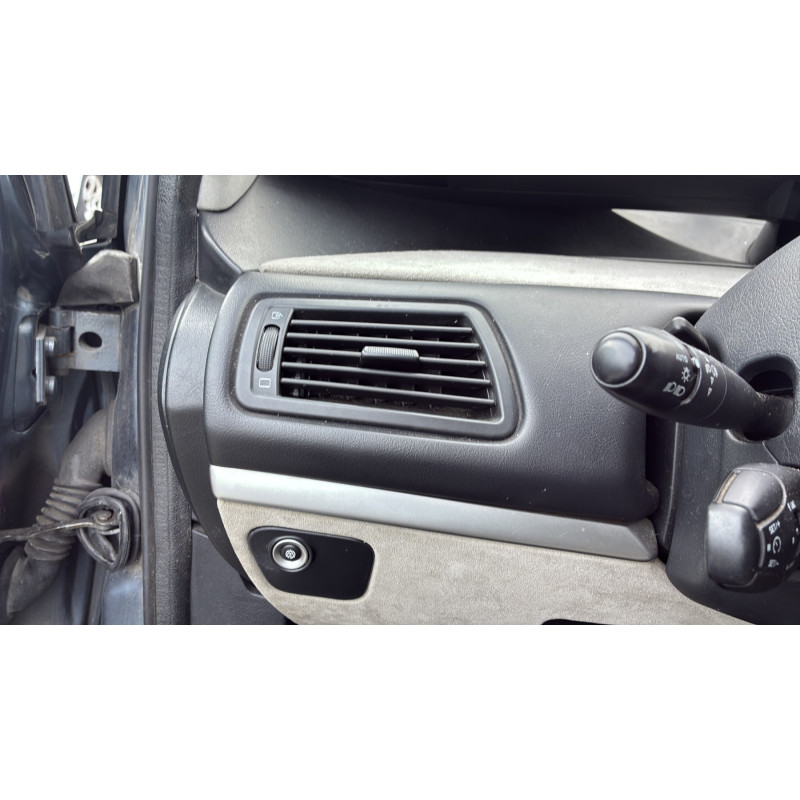 Feu arriere principal gauche (feux) CITROEN C8 Photo n°18