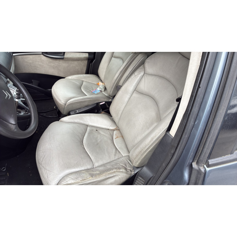 Pare choc arriere CITROEN C8 Photo n°18