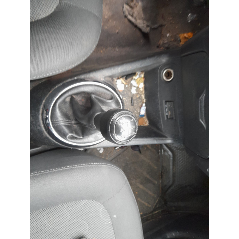 Pare choc avant HYUNDAI I 20 1 Photo n°13