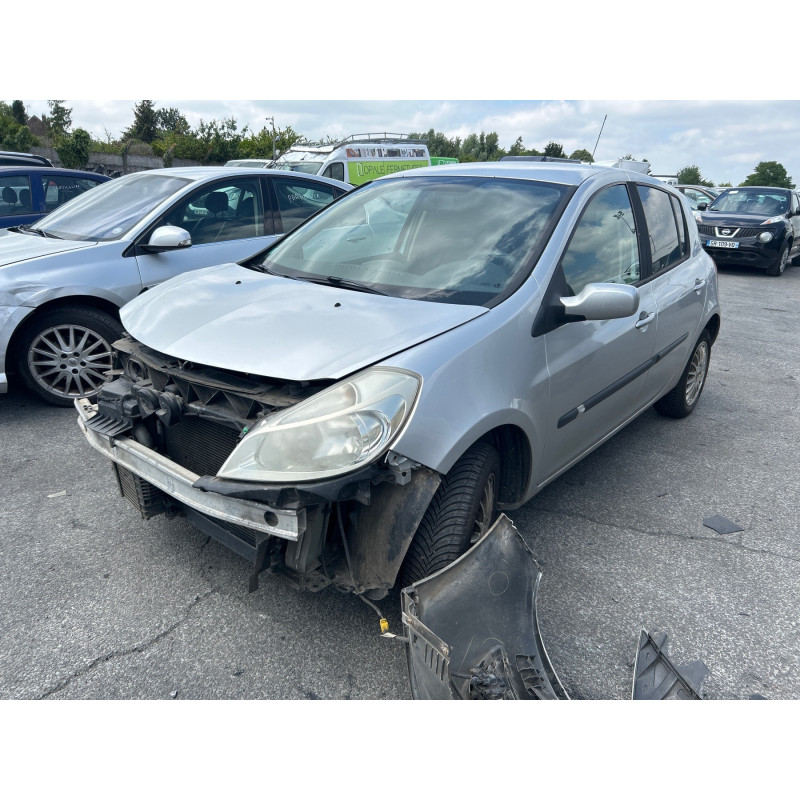 Porte arriere gauche RENAULT CLIO 3 Photo n°12
