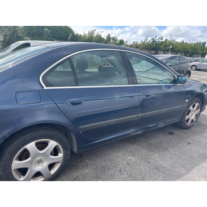 Bouton de coffre PEUGEOT 607 Photo n°17