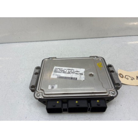 Calculateur moteur PEUGEOT 307