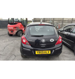Pare choc arriere OPEL CORSA D