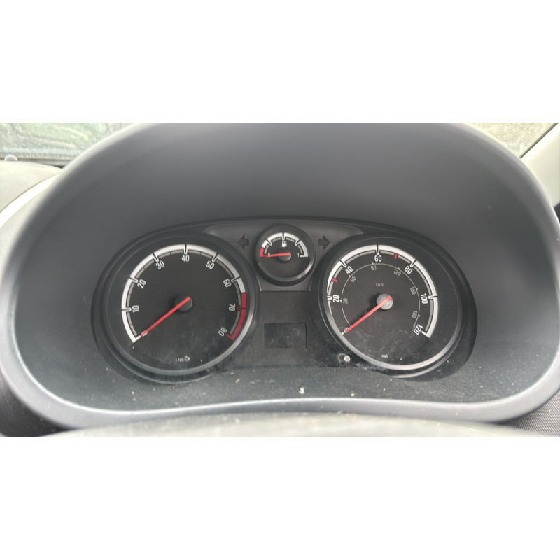 Pare choc arriere OPEL CORSA D Photo n°19