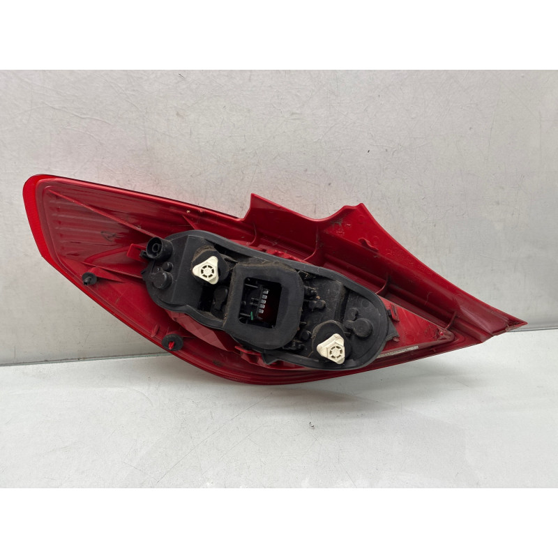 Feu arriere principal droit (feux) OPEL CORSA D Photo n°3