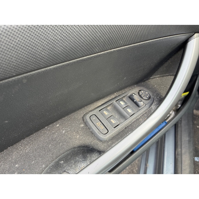 Anti brouillard droit (feux) PEUGEOT 308 1 Photo n°18