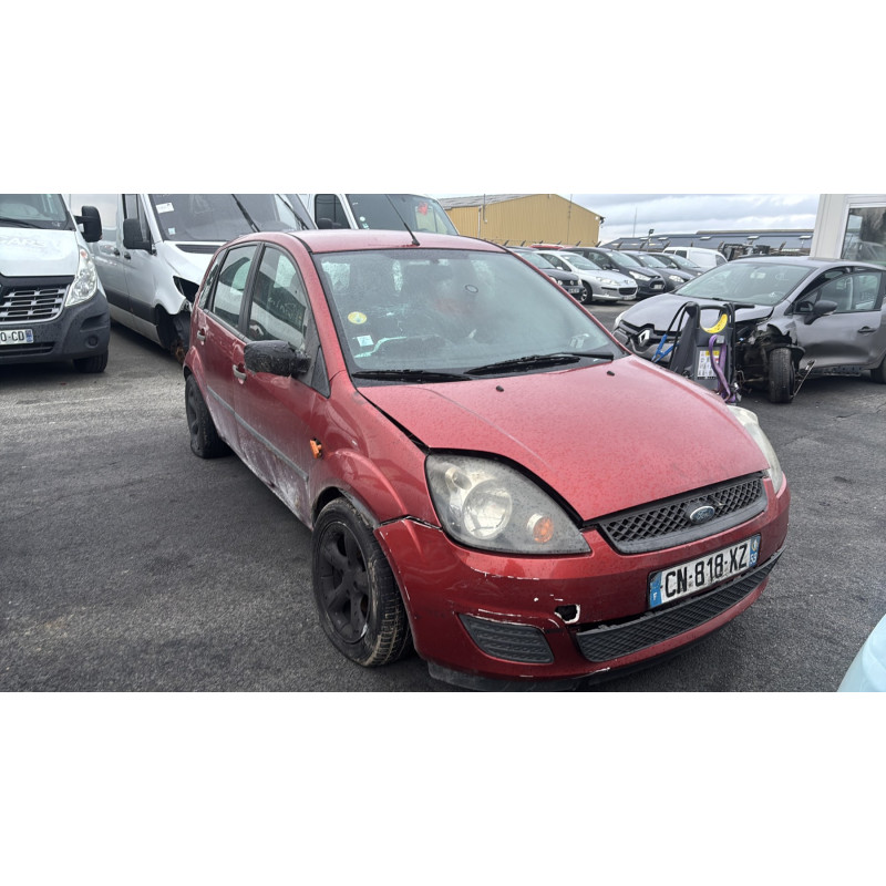 Face avant FORD FIESTA 5 Photo n°6