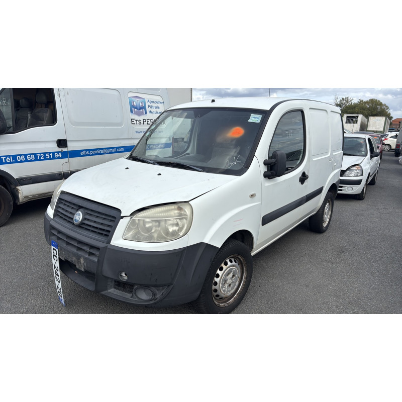 Face avant FIAT DOBLO 1 Photo n°5