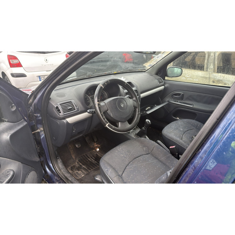 Aile avant gauche RENAULT CLIO 2 Photo n°15
