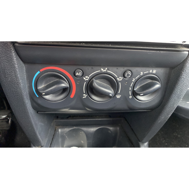 Porte avant droit RENAULT CLIO 2 Photo n°7