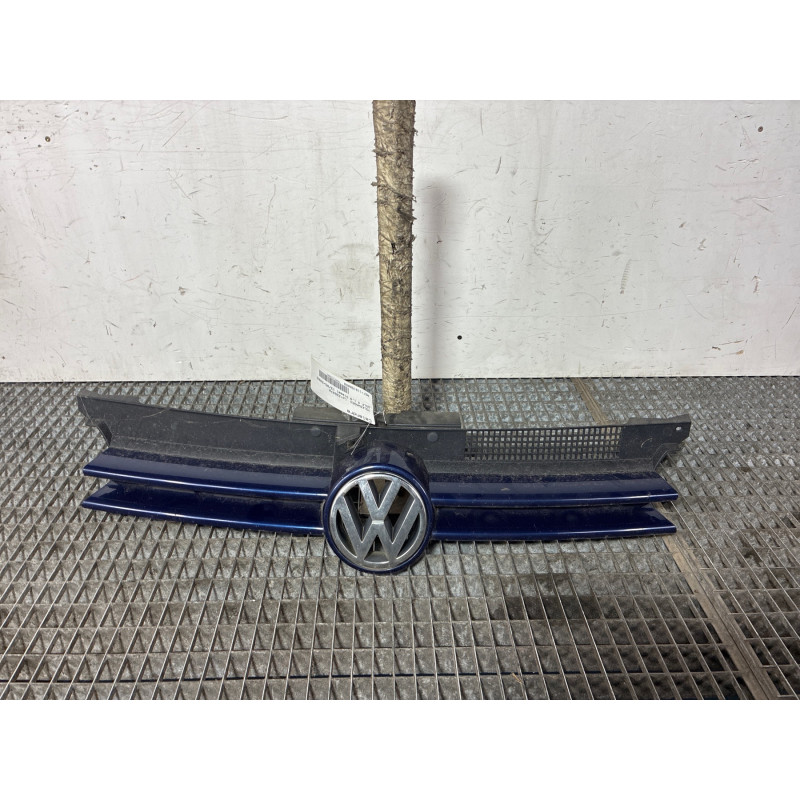 Calandre VOLKSWAGEN GOLF 4 Photo n°2
