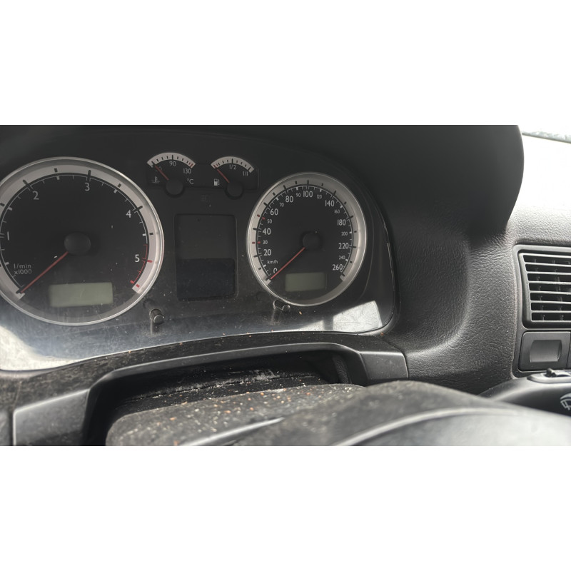 Calandre VOLKSWAGEN GOLF 4 Photo n°19