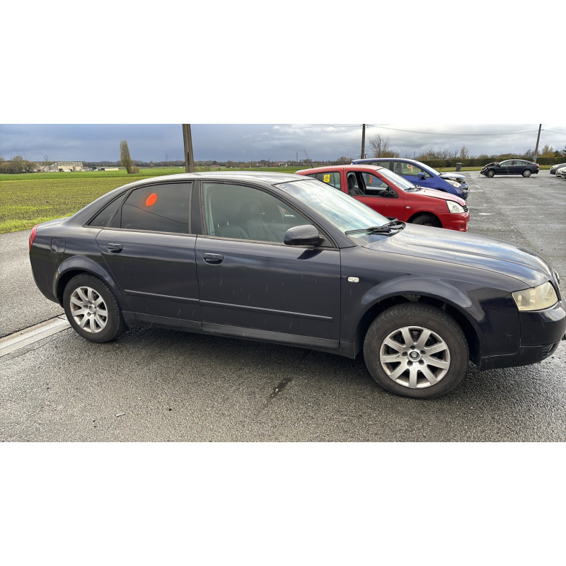 Feu arriere principal droit (feux) AUDI A4 2 Photo n°11