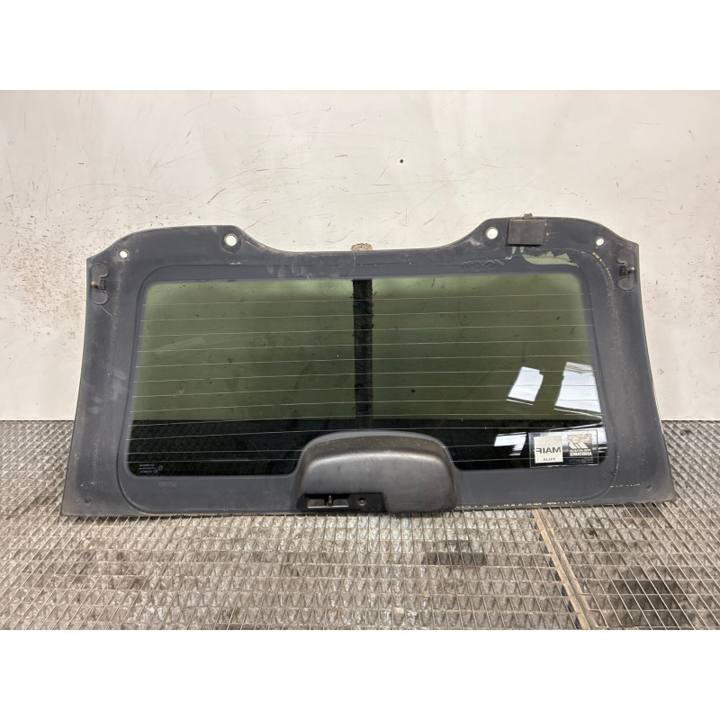 Lunette arriere PEUGEOT 206 Photo n°3