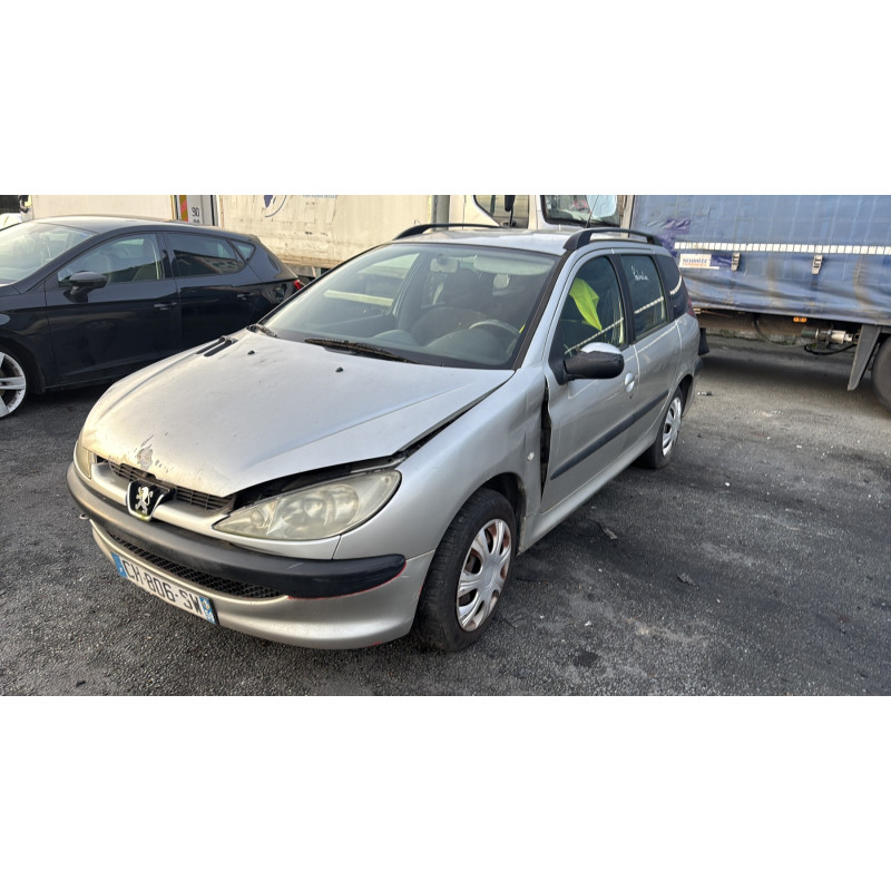 Lunette arriere PEUGEOT 206 Photo n°5