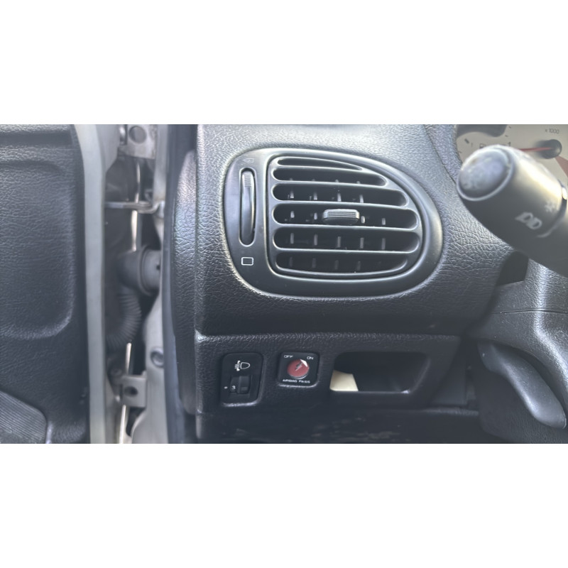 Lunette arriere PEUGEOT 206 Photo n°18