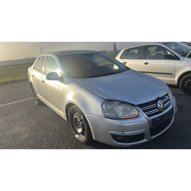 Feu arriere principal droit (feux) VOLKSWAGEN JETTA 3 Photo n°6