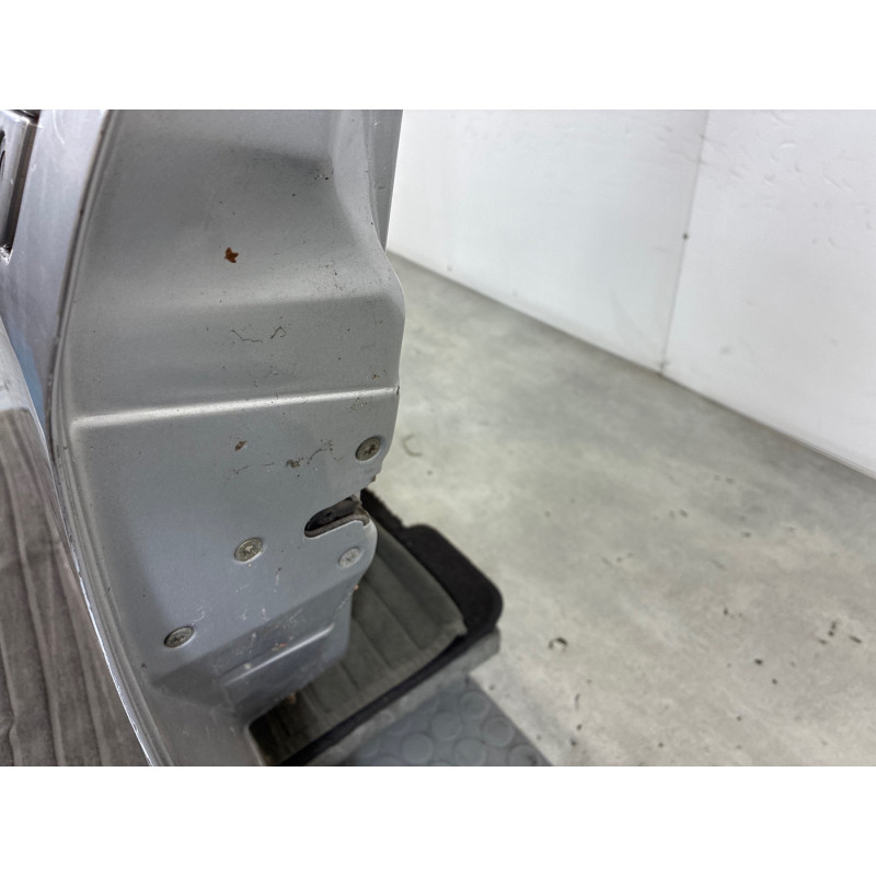 Porte avant gauche PEUGEOT 406 Photo n°4
