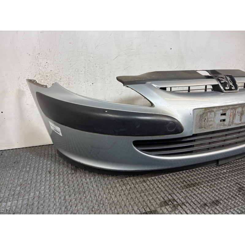 Pare choc avant PEUGEOT 307 Photo n°5