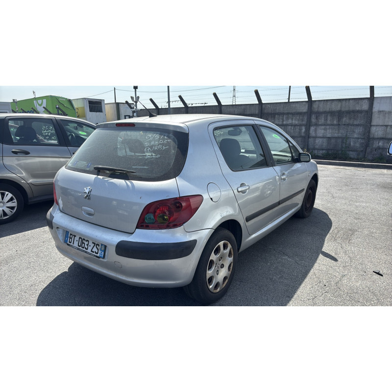 Pare choc avant PEUGEOT 307 Photo n°10