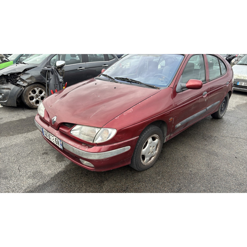 Anti brouillard gauche (feux) RENAULT MEGANE 1 Photo n°4