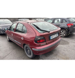 Anti brouillard gauche (feux) RENAULT MEGANE 1