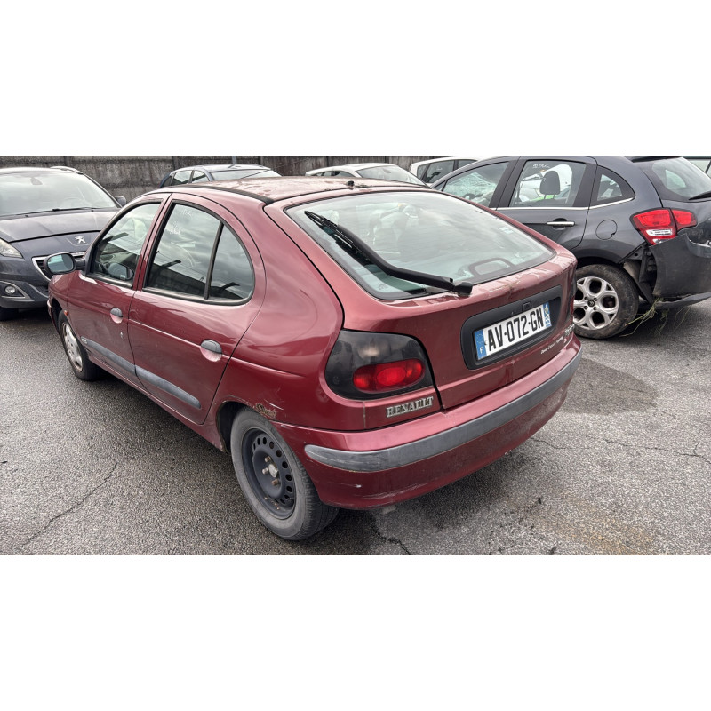 Anti brouillard gauche (feux) RENAULT MEGANE 1 Photo n°7
