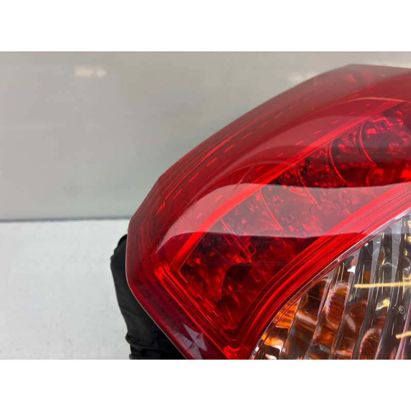 Feu arriere principal droit (feux) RENAULT LAGUNA 3 Photo n°4