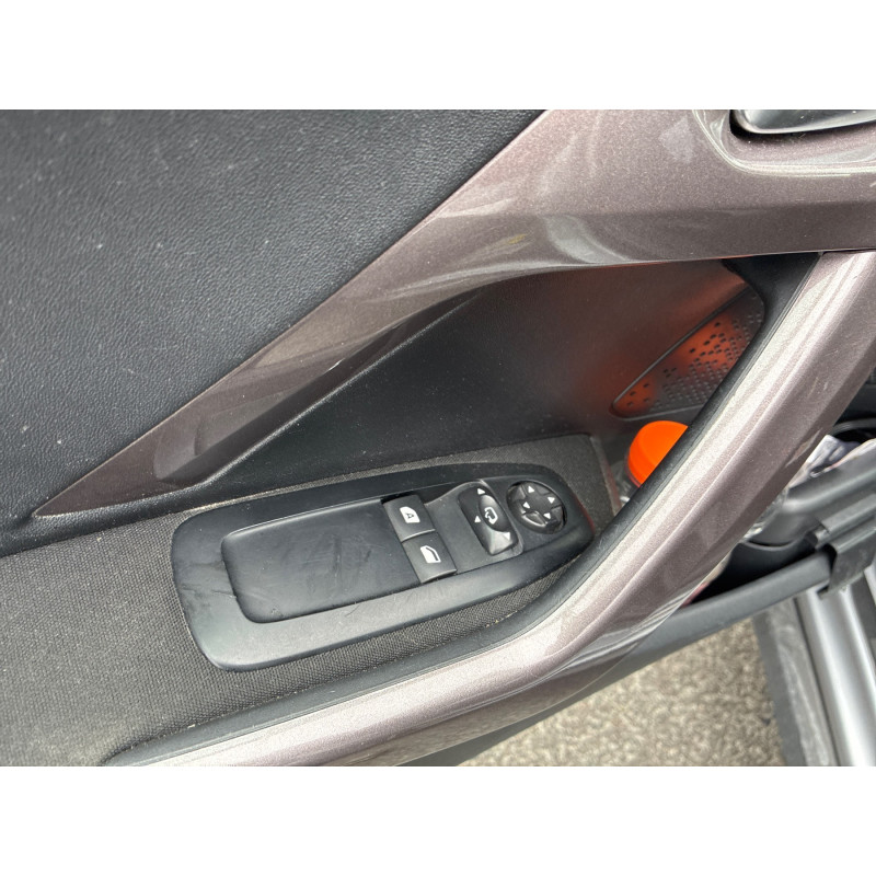PEUGEOT 2008 1 PHASE 1 1.6 BLUE HDI - 8V TURBO Photo n°26