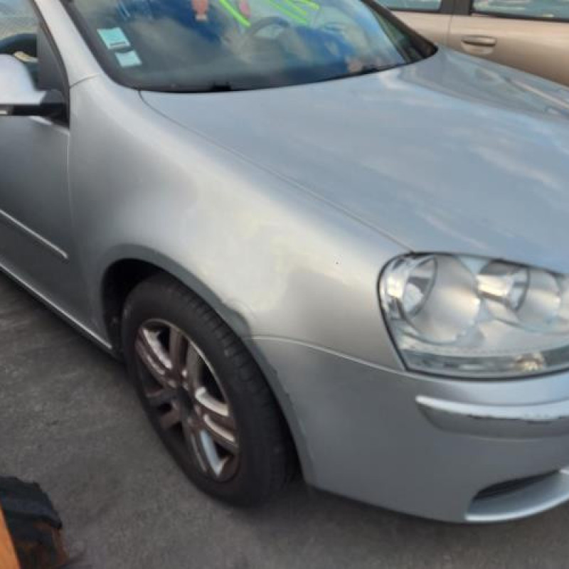 Feu arriere principal droit (feux) VOLKSWAGEN GOLF 5 Photo n°5