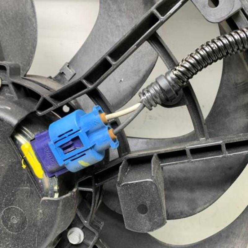 Moto ventilateur radiateur RENAULT CAPTUR 1 Photo n°4