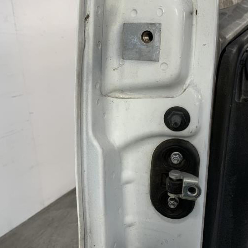 Porte avant droit PEUGEOT BIPPER Photo n°6