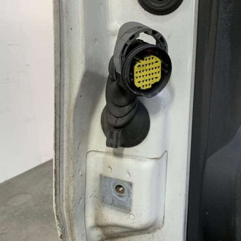 Porte avant droit PEUGEOT BIPPER Photo n°7